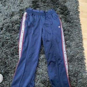 Champion sweats never worn size small